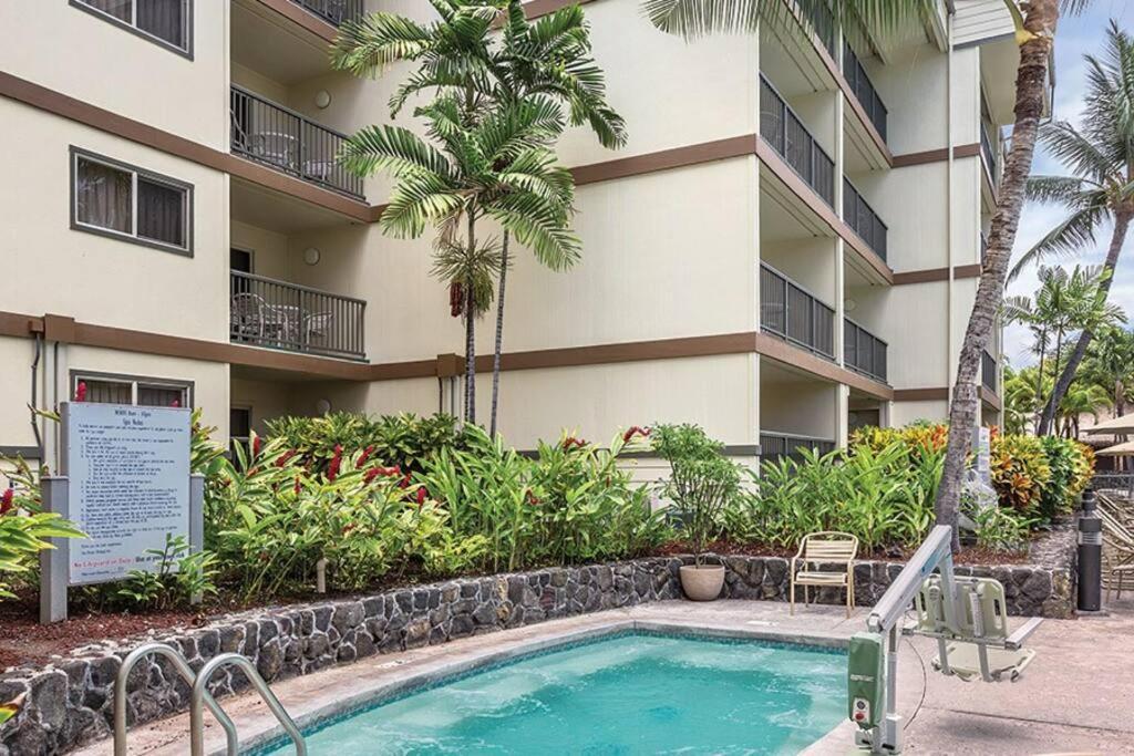 Beautiful 2 Bedroom Condo @ Kona! Kailua-Kona Exterior foto